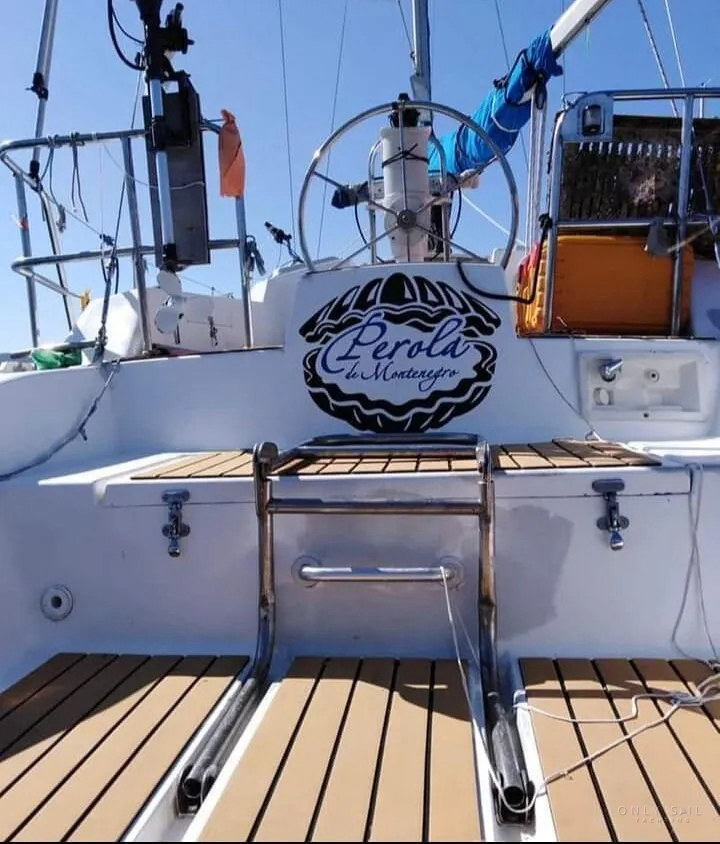 1989 Dromor 32 — photo 12