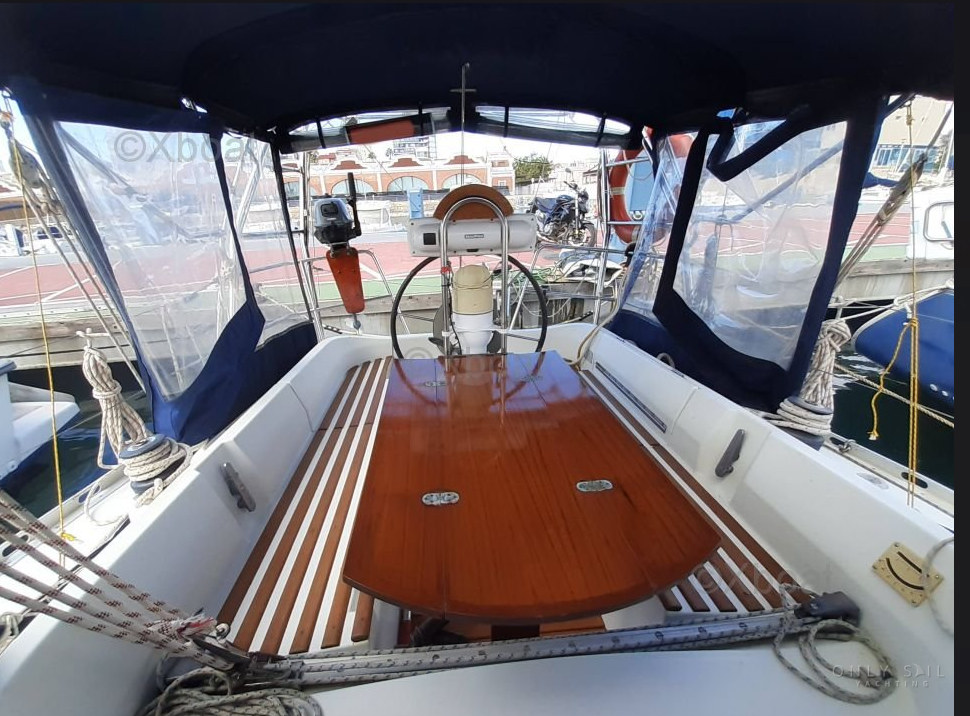 1984 Beneteau first 345 — photo 6