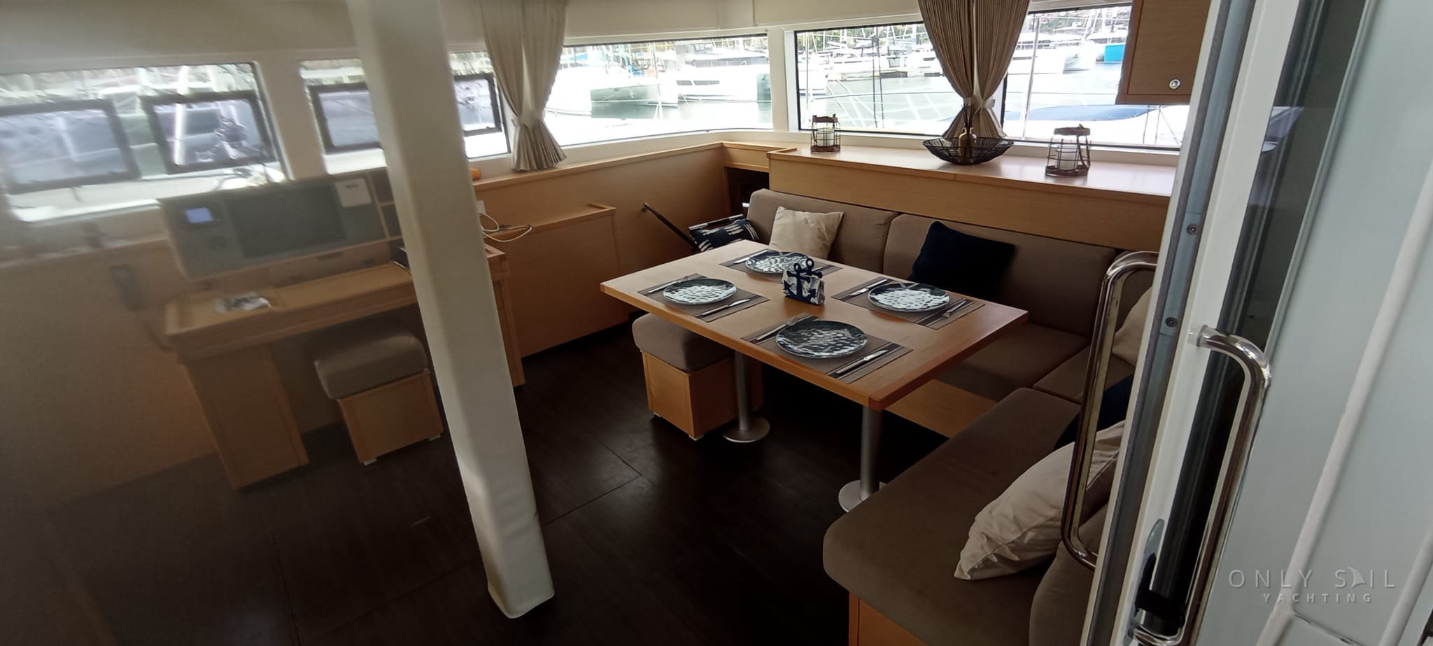 2017 VENTA LAGOON 52 S — foto 3