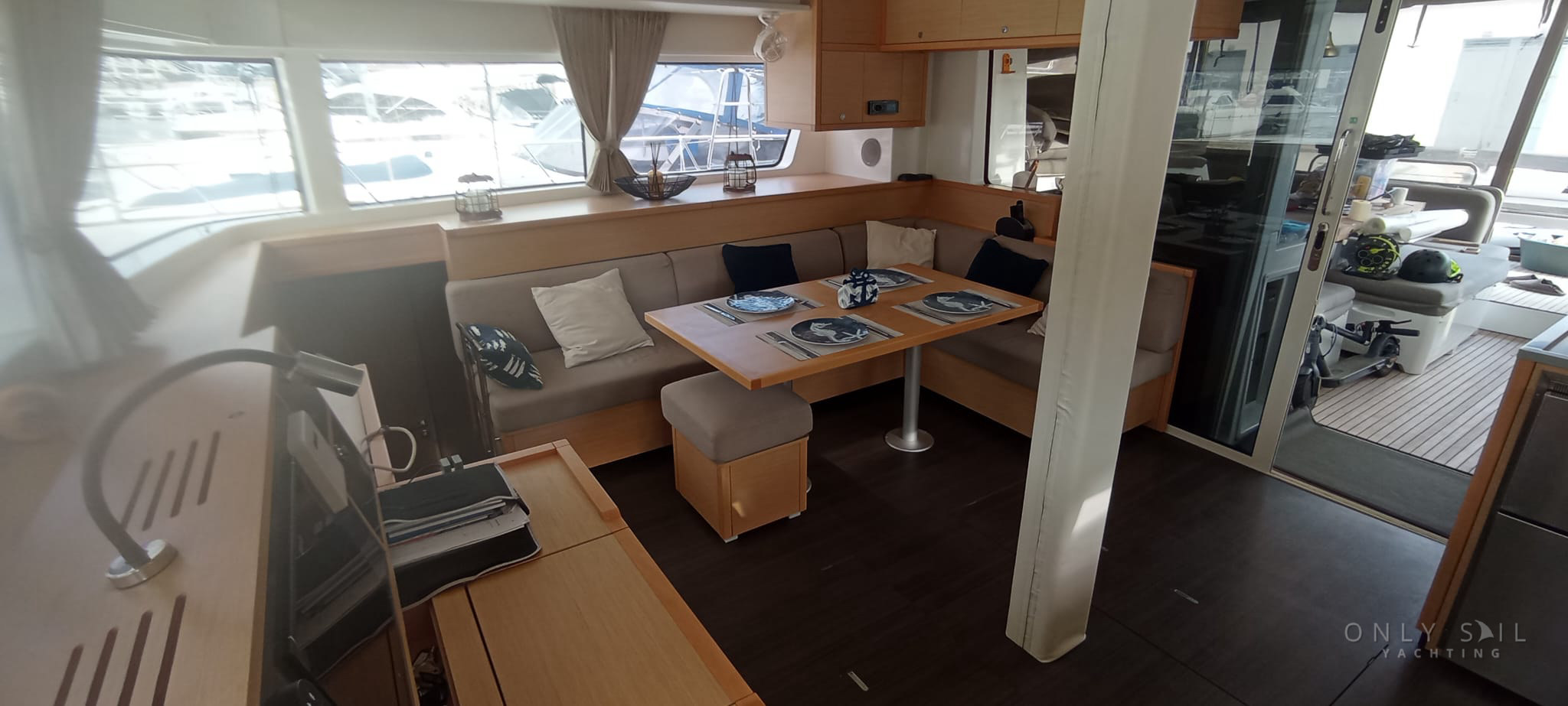2017 VENTA LAGOON 52 S — foto 13