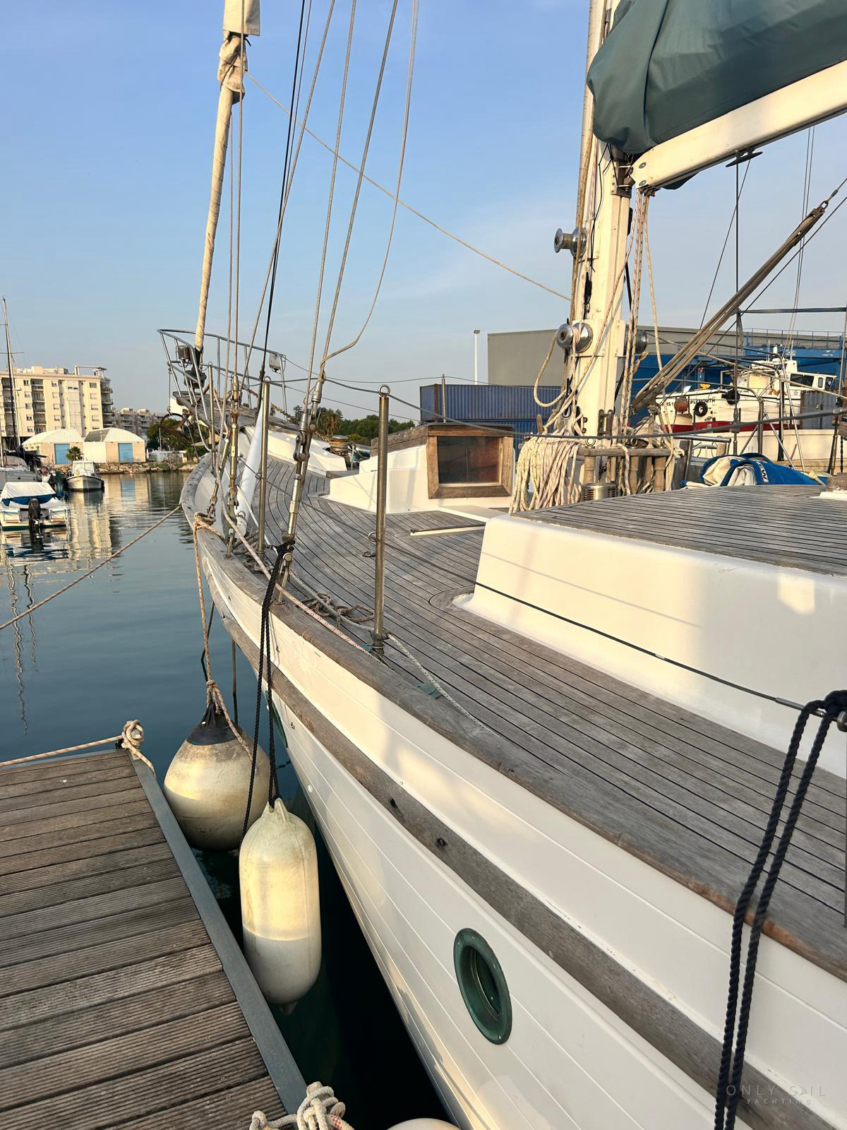 1978 Vagabond 47 Vagabond 47 — photo 36
